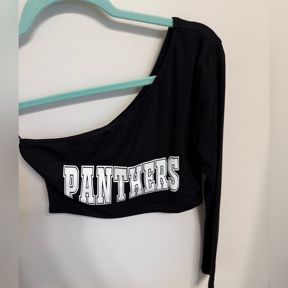 Black One-Shoulder Panthers Crop Top